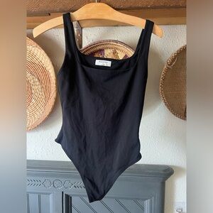 Aritzia Babaton Bodysuit black